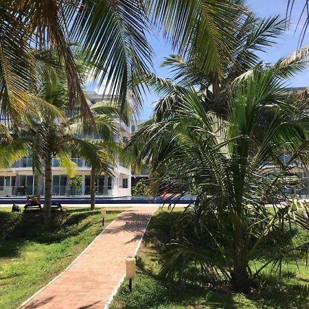 Trincomalee Ocean Front Condos Bagian luar foto