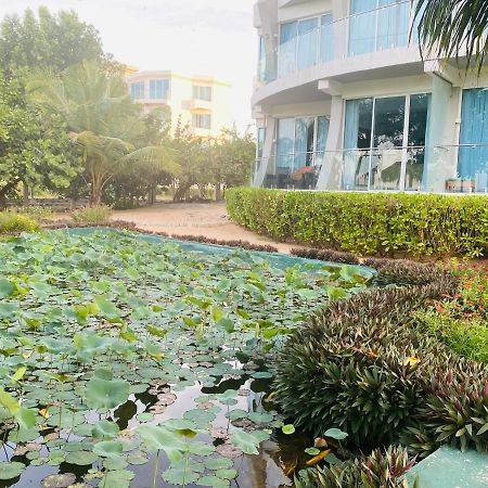 Trincomalee Ocean Front Condos Bagian luar foto