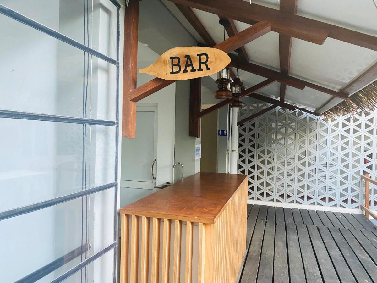Trincomalee Ocean Front Condos Bagian luar foto