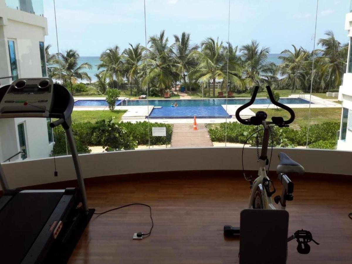 Trincomalee Ocean Front Condos Bagian luar foto